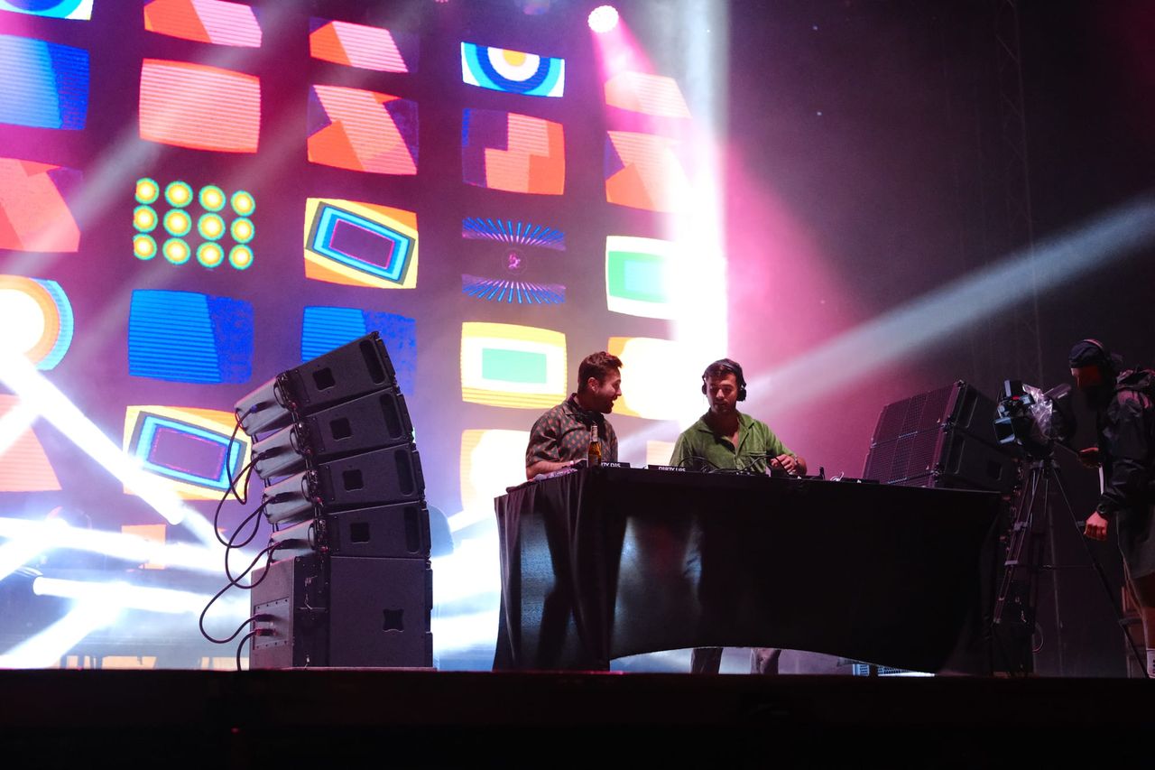 Bon Entendeur performing at Francofolies de Bulgarie 2023 — photograph 2 of 15.