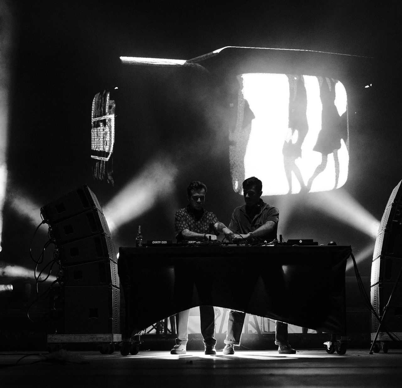 Bon Entendeur performing at Francofolies de Bulgarie 2023 — photograph 9 of 15.
