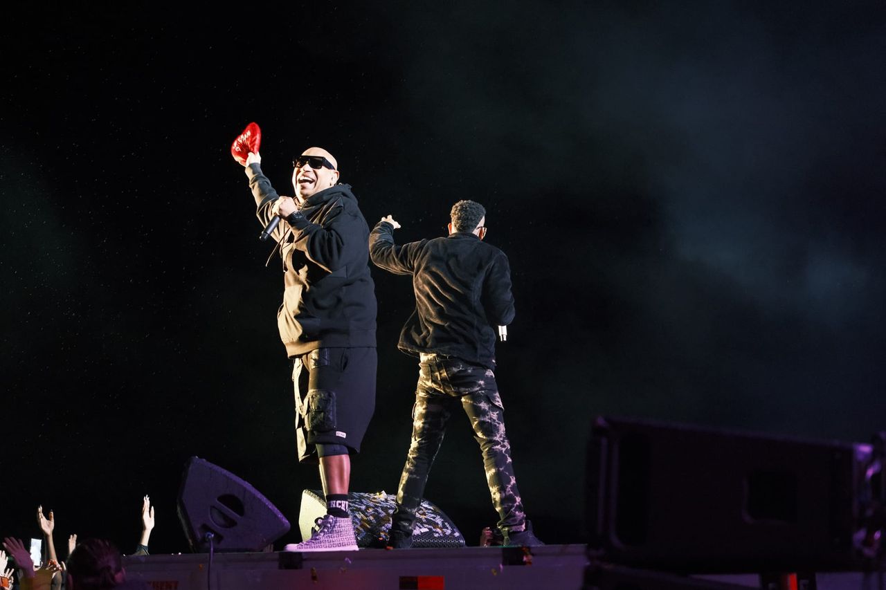 Gente de Zona performing at Francofolies de Bulgarie 2023 — photograph 2 of 107.