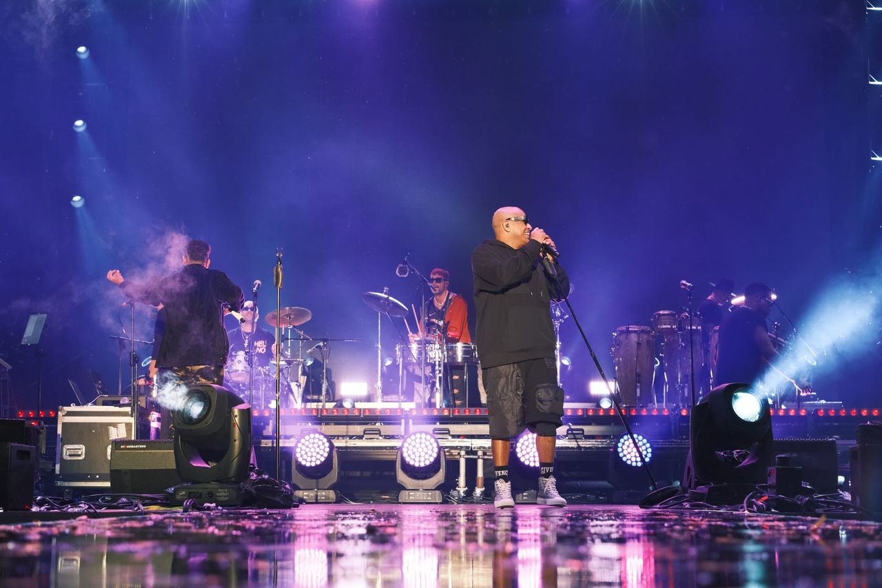 Gente de Zona performing at Francofolies de Bulgarie 2023 — photograph 14 of 107.