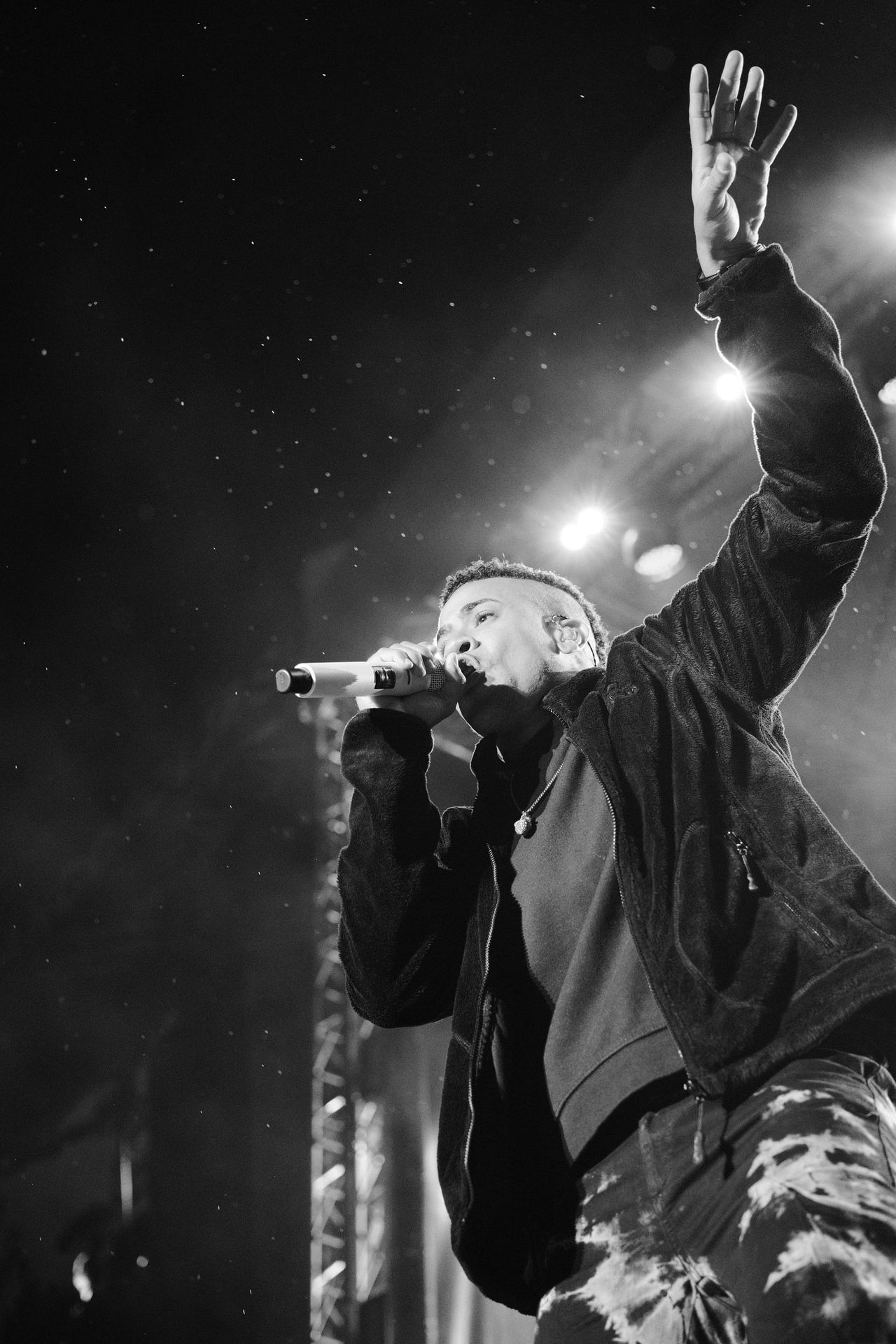Gente de Zona performing at Francofolies de Bulgarie 2023 — photograph 17 of 107.