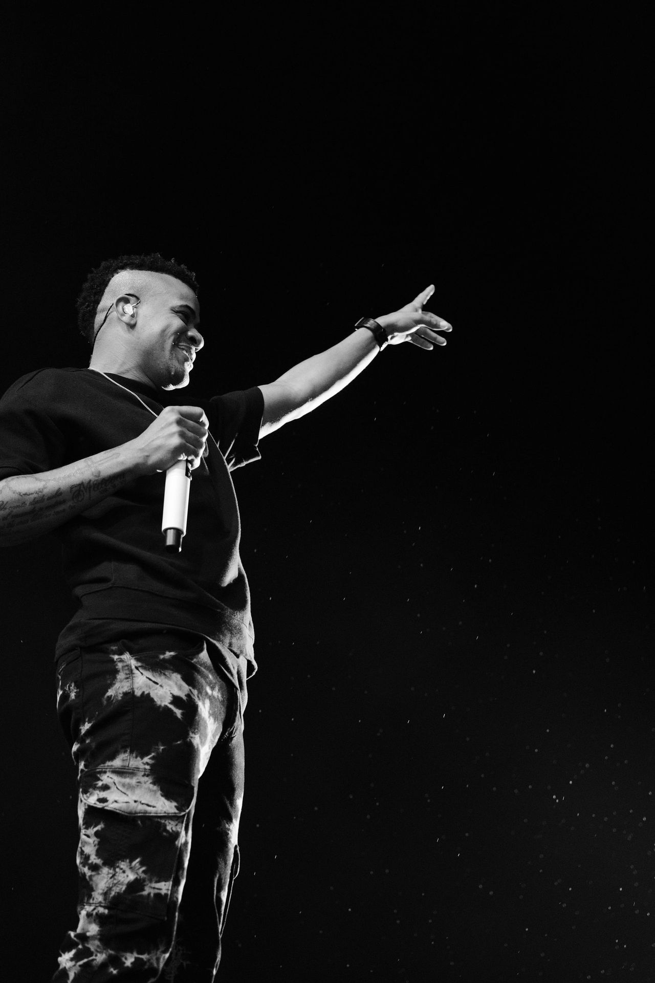 Gente de Zona performing at Francofolies de Bulgarie 2023 — photograph 39 of 107.