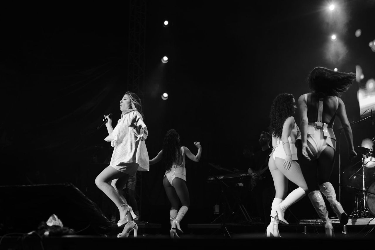 Helena Paparizou performing at Francofolies de Bulgarie 2023 — photograph 8 of 24.