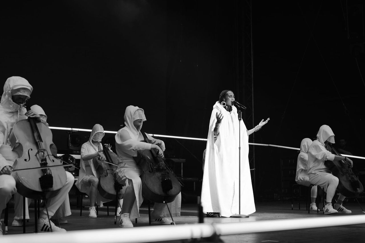 Imany performing at Francofolies de Bulgarie 2023 — photograph 27 of 40.