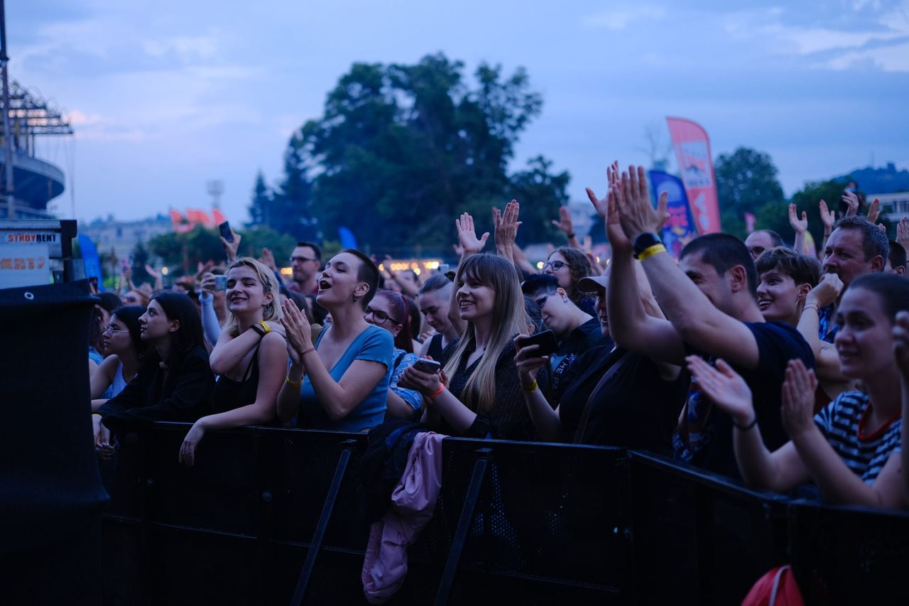 Imany performing at Francofolies de Bulgarie 2023 — photograph 29 of 40.