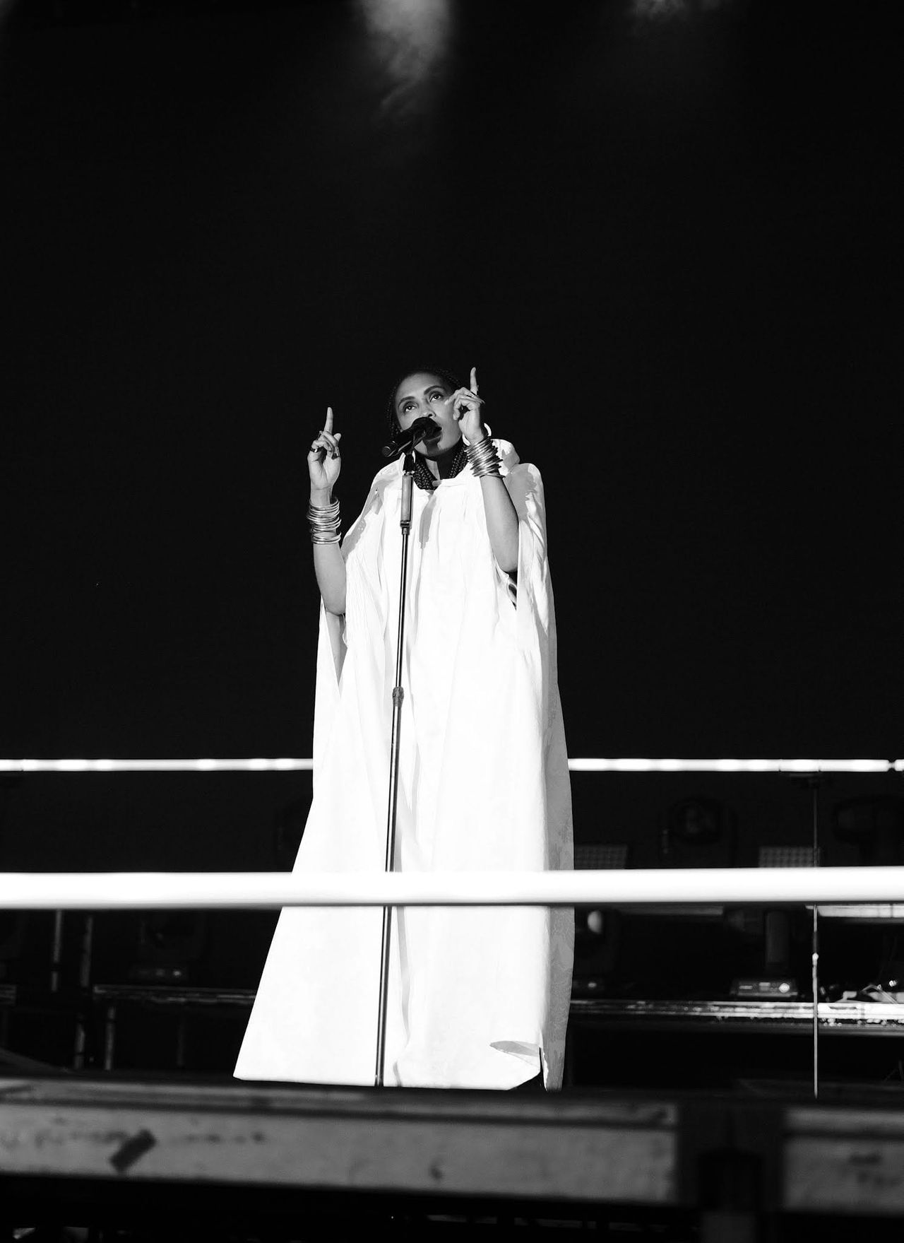 Imany performing at Francofolies de Bulgarie 2023 — photograph 22 of 40.