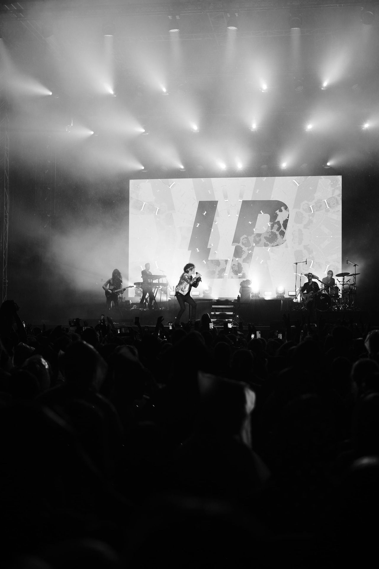 LP performing at Francofolies de Bulgarie 2023 — photograph 3 of 32.