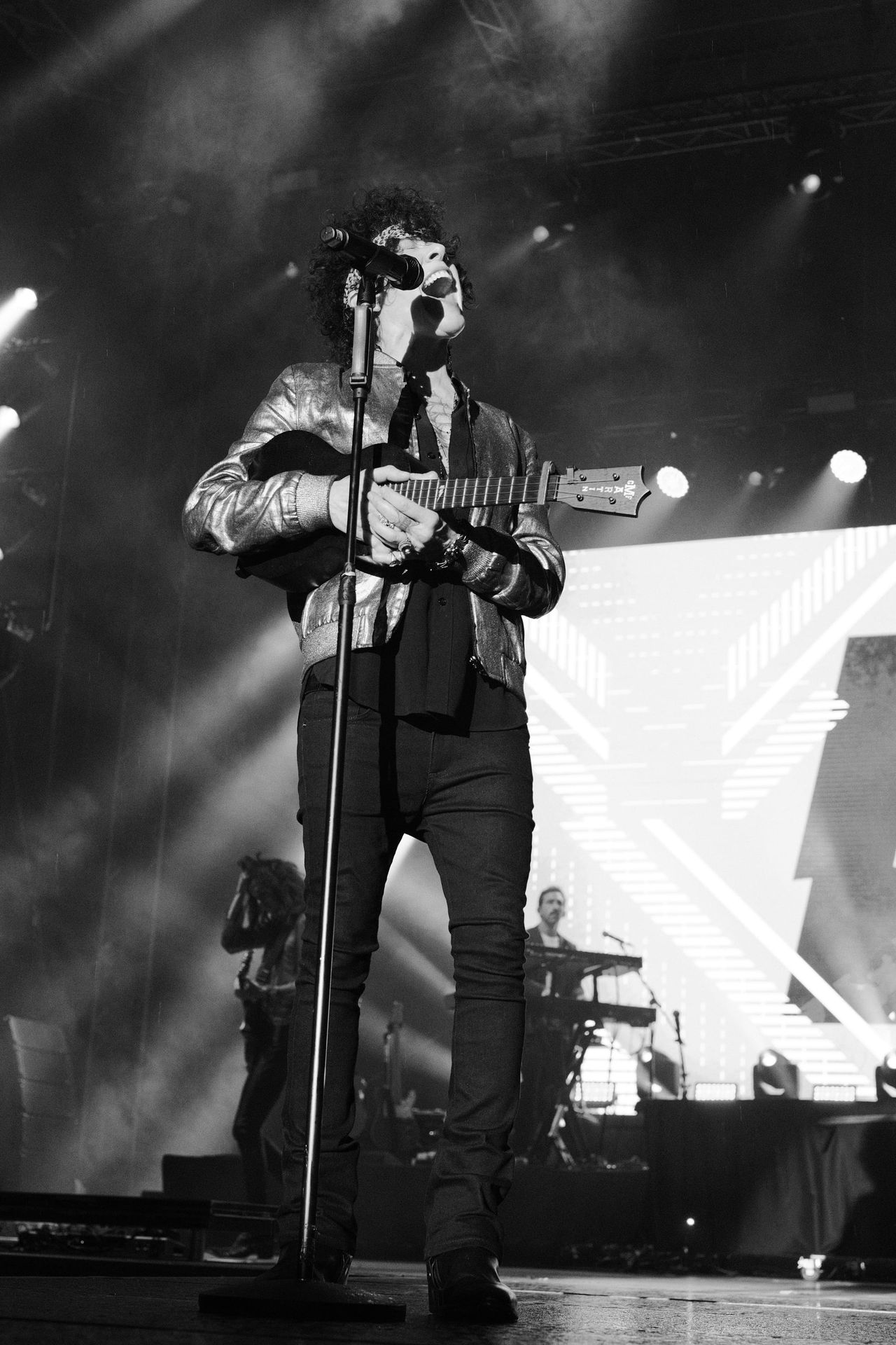 LP performing at Francofolies de Bulgarie 2023 — photograph 19 of 32.