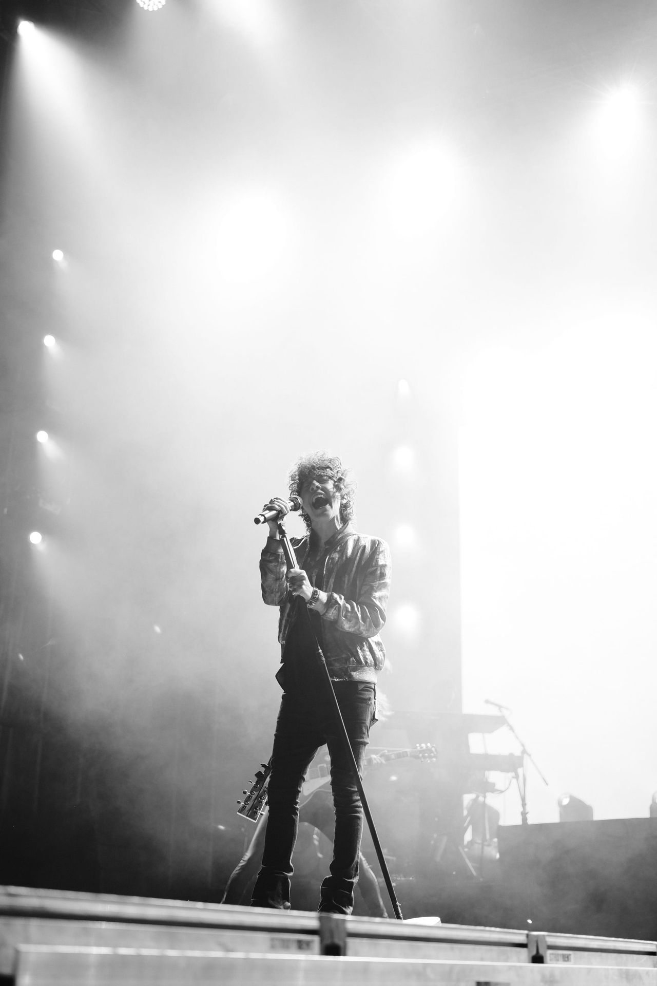 LP performing at Francofolies de Bulgarie 2023 — photograph 24 of 32.