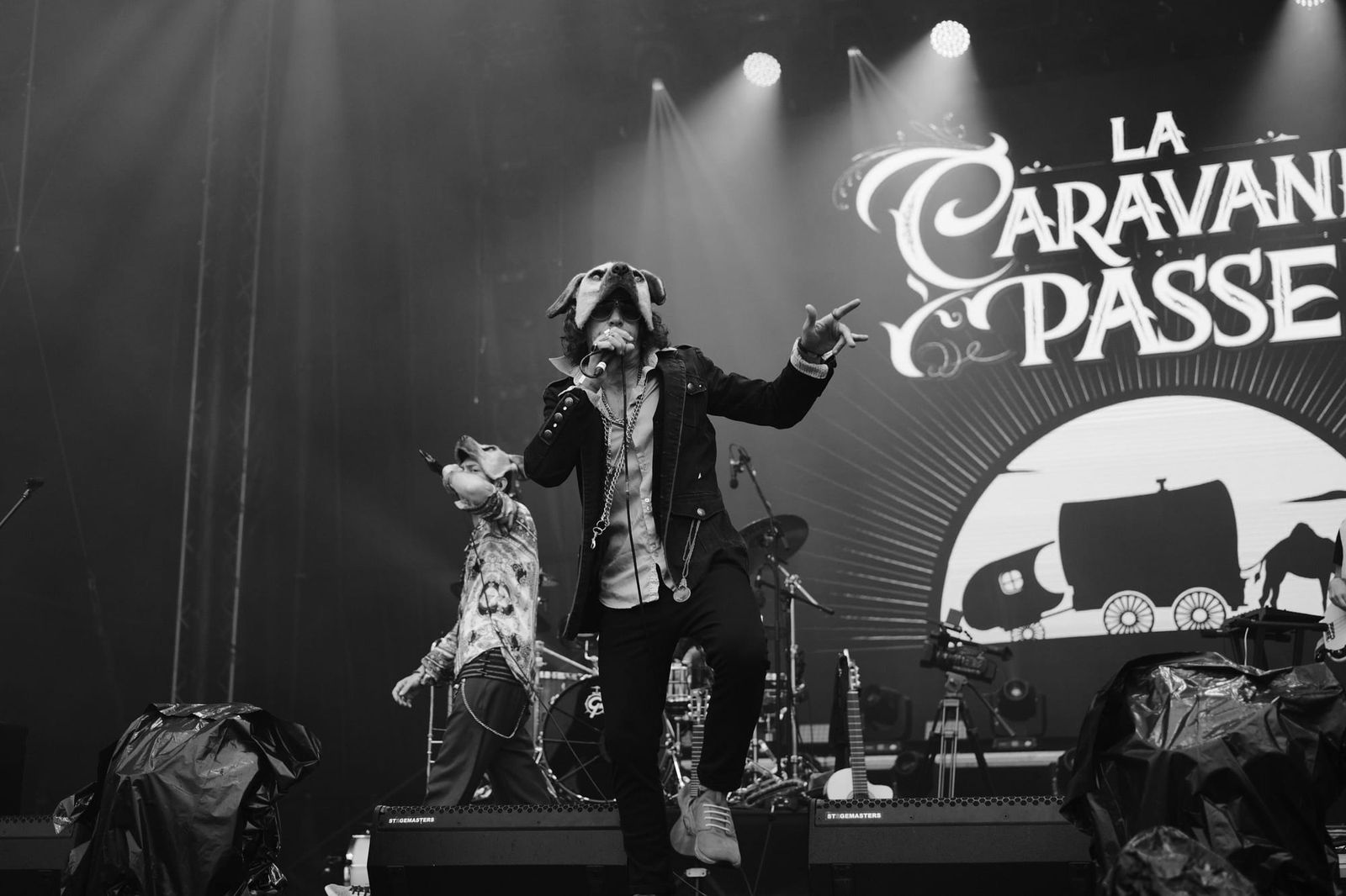La Caravane Passe performing at Francofolies de Bulgarie 2023 — photograph 4 of 40.