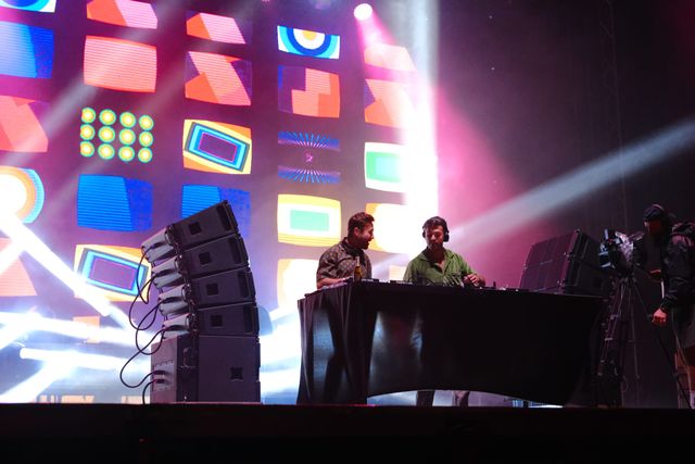 Bon Entendeur performing at Francofolies de Bulgarie 2023 — photograph 2 of 15.