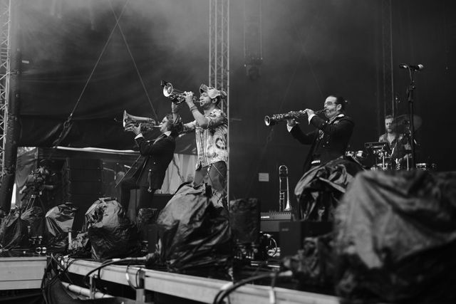 La Caravane Passe performing at Francofolies de Bulgarie 2023 — photograph 7 of 40.