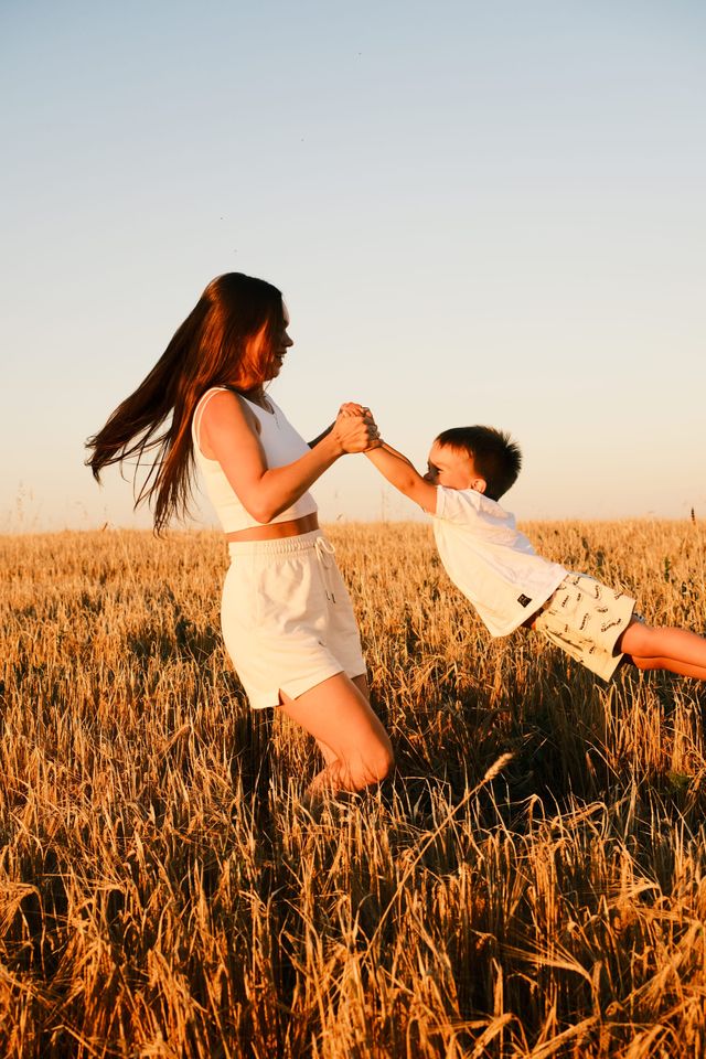 Ramil & Nadya Family · 120